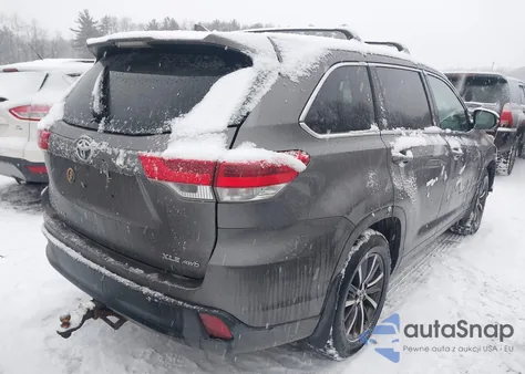 2017 Toyota Highlander Xle from USA, damaged, VIN 5TDJZRFH9HS423440